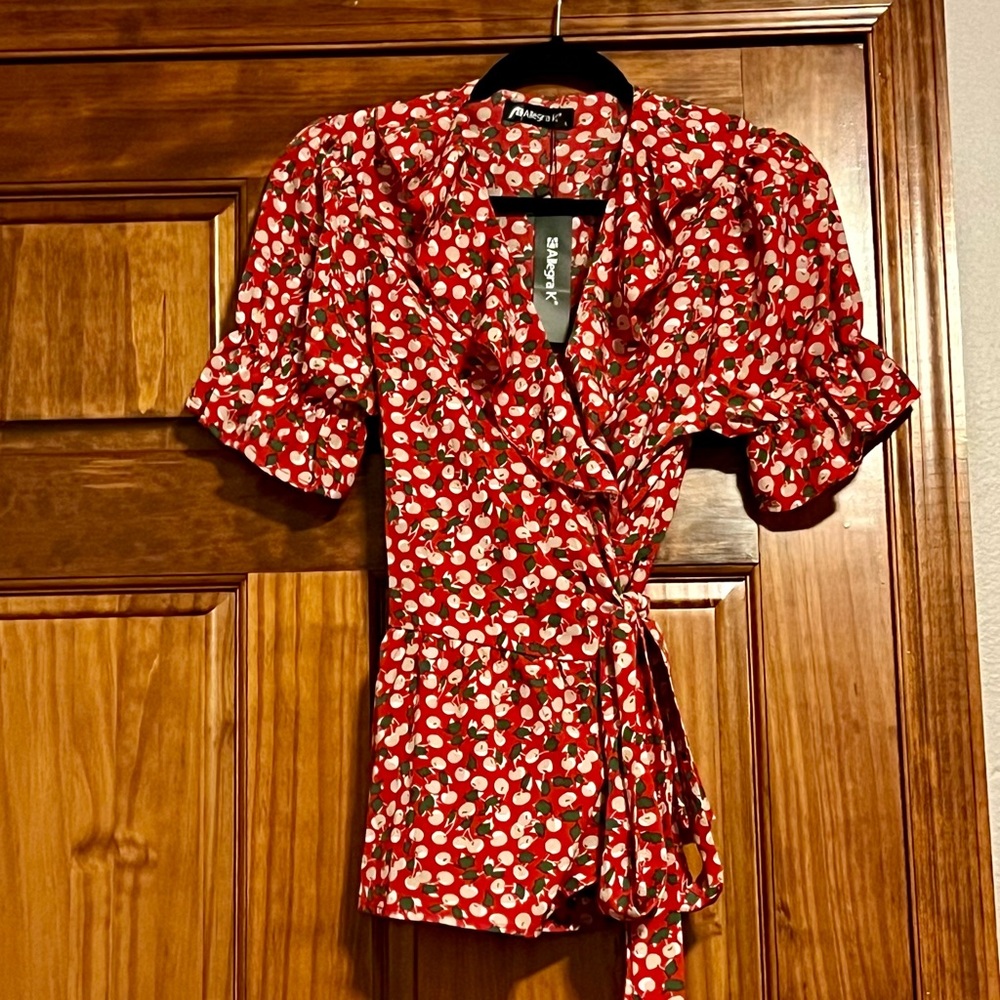 Allegra K 🍒 Red Flutter Sleeve Peplum Blouse - Picture 2 of 5